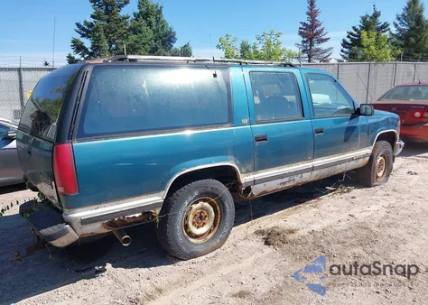 1992 Chevrolet Suburban K1500 из США, поврежденный, VIN 1GNFK16K5NJ319812